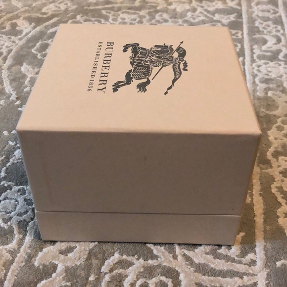 Burberry watch box - Picture 7 of 8